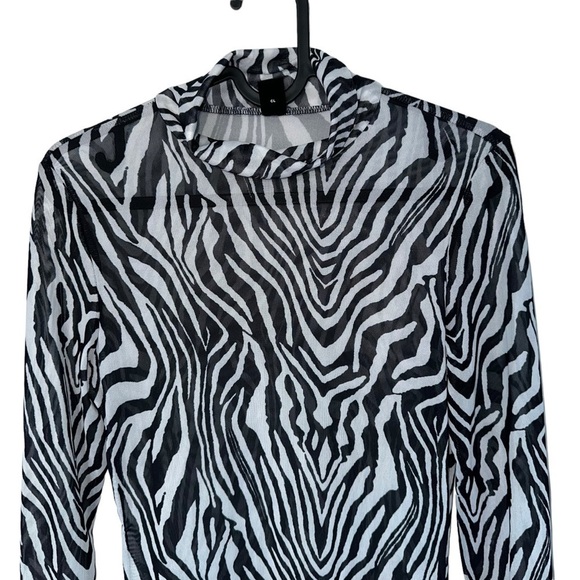 NWOT SXY SHEER  BEACH COVERUP BODYCON DRESS IN ZEBRA PRINT SIZE SMALL 4 - Picture 9 of 15